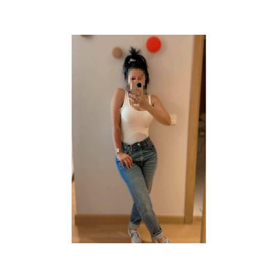 ELEGANTE , SENSUAL Y PLACENTERA