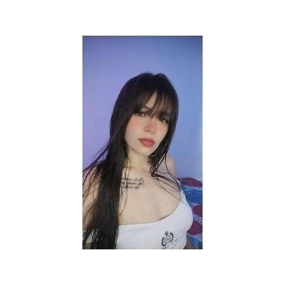 SARA BELLA LATINA VIDELLAMADAS Y SKYPE