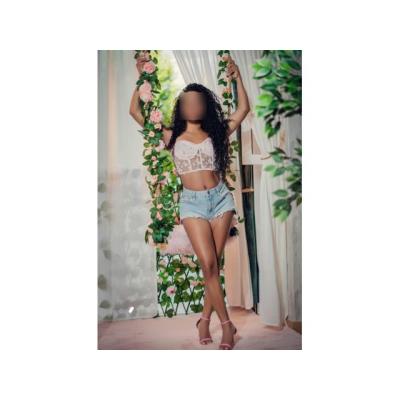 Pamela ardiente y linda venezolana en . Elche