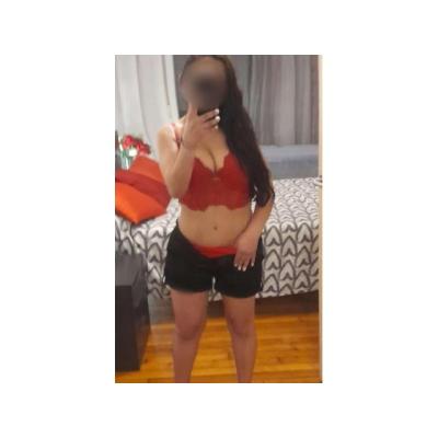 MUJERON CON UNAS CURVAS