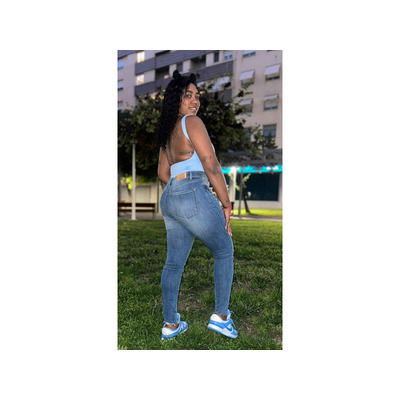 LATINAS MUY FIESTERAS EN ELDA