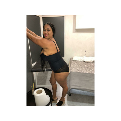 UNA PAJA EN MIS TETAS