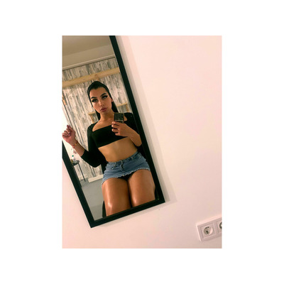 VEN Y PARTAME EL CULO A PUNTA DE POLLA