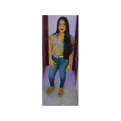 FIESTERA, CARIÑOSA Y SENSUAL MUJER