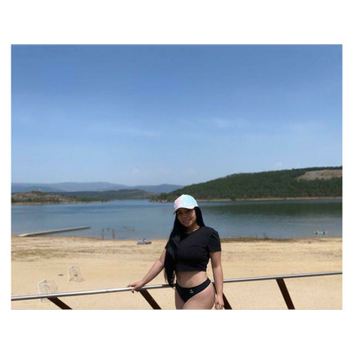 DESEOSA DE COMPARTIR CONTIGO