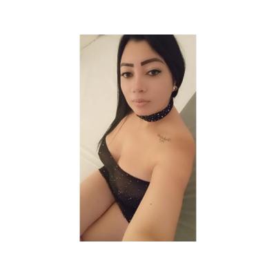 FIESTERA A TOPE, Y MUY CALIENTE