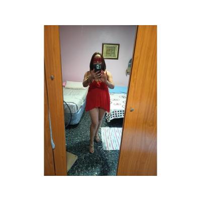 Viviana mujer . juguetona