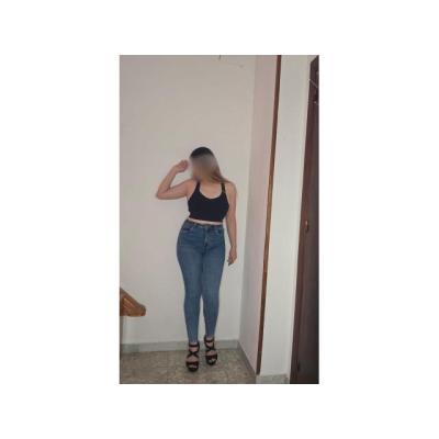 LATINA GUAPA NUEVA EN ALMERIA