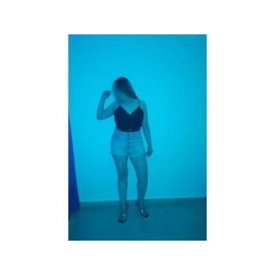 LATINA GUAPA NUEVA EN ALMERIA