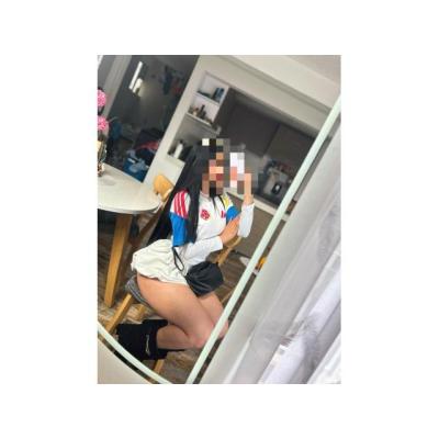 NAOMY BELLA LATINA FOGOSA PARA TI