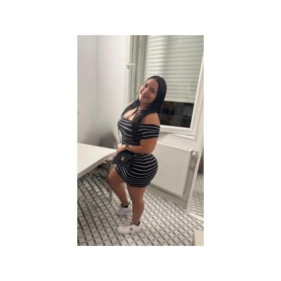 LATINA caliente y pasional