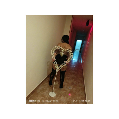 LAS AMIGAS MAS CACHONDAS Y FIESTERAS