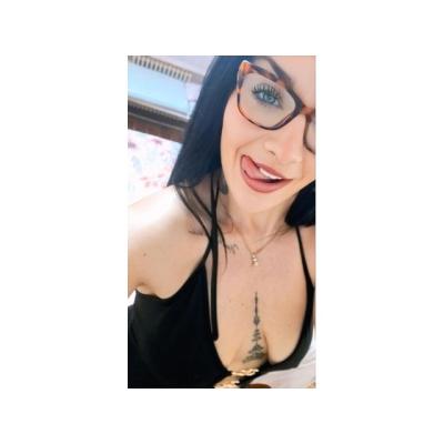 ESTRELLA PRIMERA VEZ DIOSA ESPAÑOLA LLÁMAME