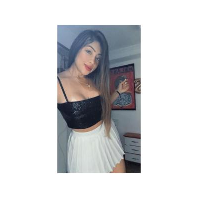 ESBELTA, DULCE  Y FIESTERA  DISPUESTA