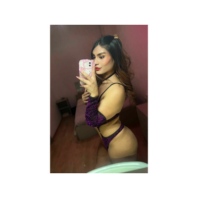 Pollona activa y pasiva video llamada sexting