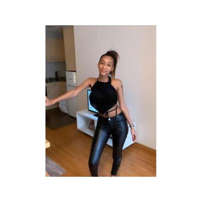 SENSUAL ALEGRE  LATINA SORAYA