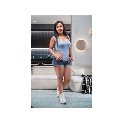 LA MUJER QUE TE HARÁ OLVIDAR TODO