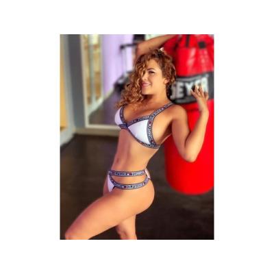 VICKY ATREVIDA LATINA