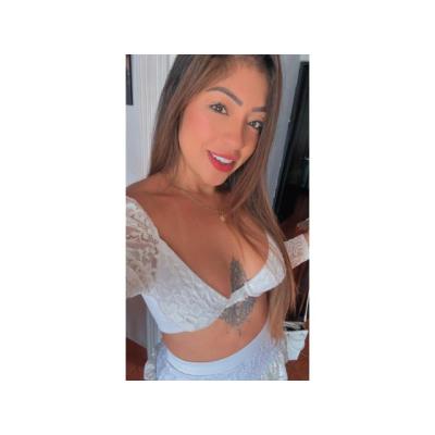 MIA, ARDIENTE Y MUY GUARRA