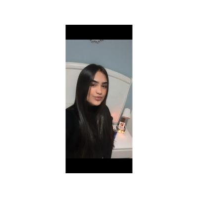 TU CHICA DOMINANTE Y MALA. . . SALIDAS