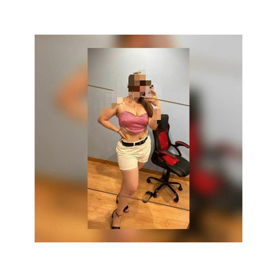 MJESTUOSA Y CANDENTE RUBIA