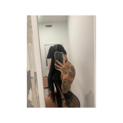 GET ME ON ALL FOURS AND FUCK MY RICH ASS HARD