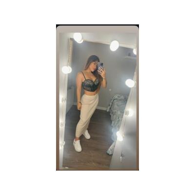 MIA. MUY CALIENTE LA MEJOR EN LA CAMA