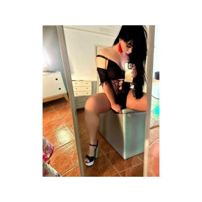 QUIERO TU POLLA LECHERA EN MI CARA