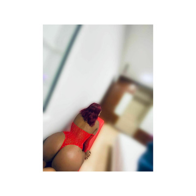 TRES GOLOSAS COME POLLAS