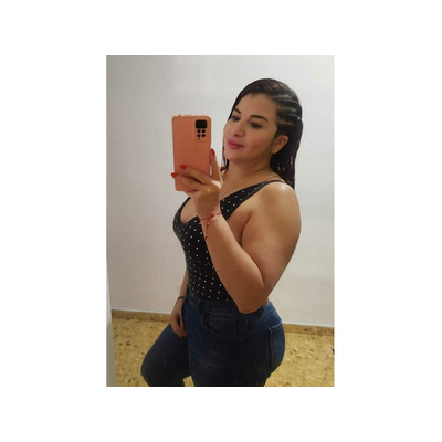 CHICA LATINA INDEPENDIENTE