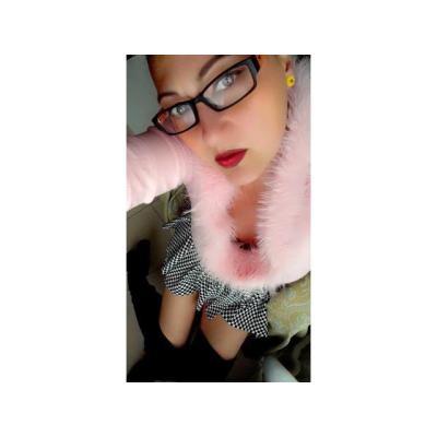 Me pregunto: si querrás quedar conmigo?