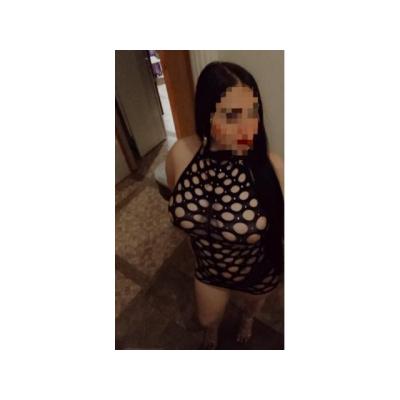 SARA  DISPUESTA A TODO  SALIDAS