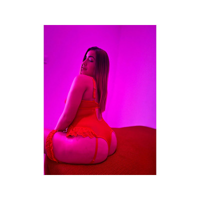 SENSUAL ATREVIDA  EN TORREVIEJA. SALIDAS.