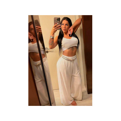 Sabrina una jovencita candente fiestera