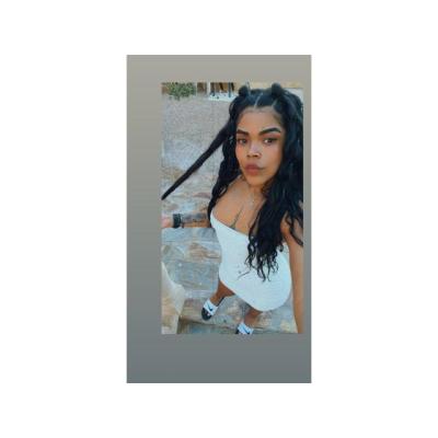 Linda madurita ⭐🫦 Angie