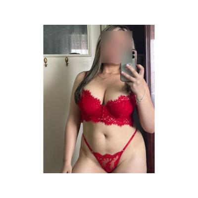 ALEXIA 30 AÑOS JOVEN COLOMBIANA TETONA CULONA