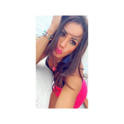 SOFIA LATINA SÚPER NOVEDAD LLÁMAME