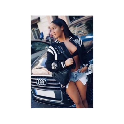 VEN A DISFRUTAR DE MIS ENCANTOS. . .