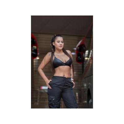 PAOLA, CARIÑOSA AMANTE LATINA
