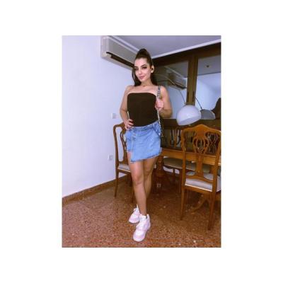 QUIERO TU POLLA EN MI CULITO. SALIDAS