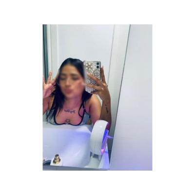 CARIÑOSA Y CALIENTE. . . SALIDAS