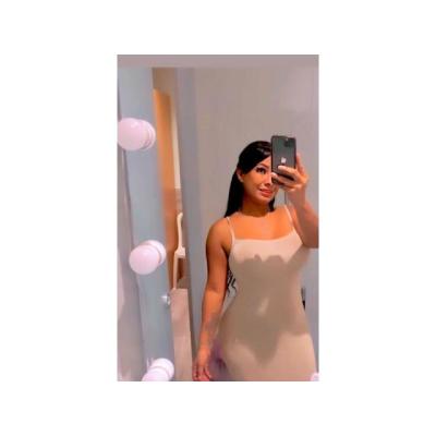 MUY GUARRA CON UN CUERPO DE LUJO