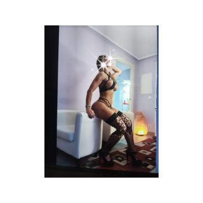 TANIA DE CUERPO SEDUCTOR