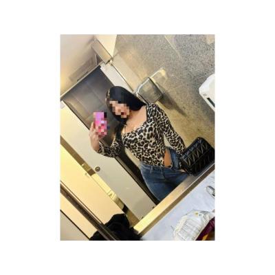 JOVENCITA TRAVIESA Y LUJURIOSA