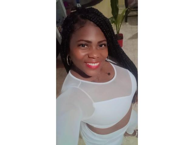 DULCE Y ENCANTADORA CHICA