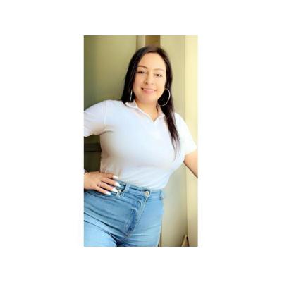 DARA LA COLOMBIANA VOLUPTUOSA