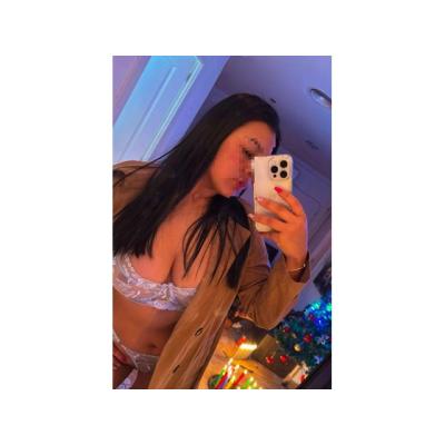 TETAS GIGANTES CON GANAS DE LECHITA CALIENTE