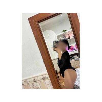 JOVENCITA ATRACTIVA Y EXLOSIVA 24H