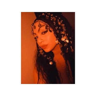 TU DIABLITA SUMISA Y MUY COMPLACIENTE