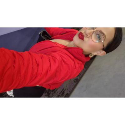 MABEL JOVENCITA SEXY Y MUY TRAVIESA